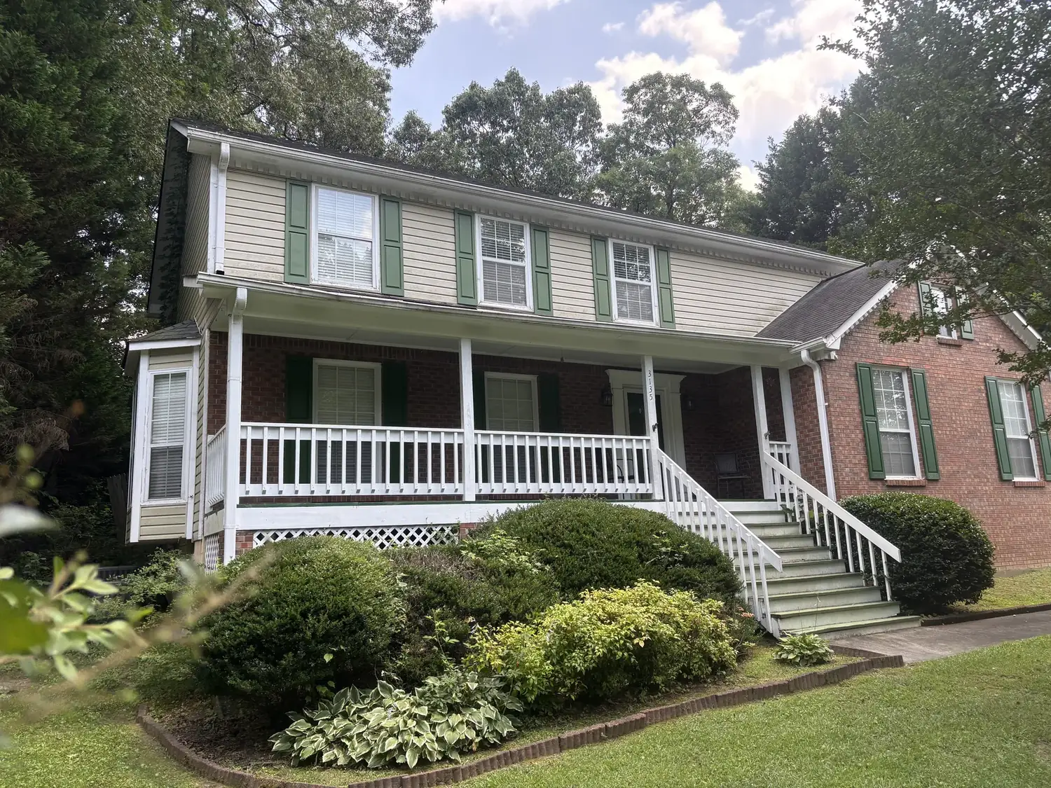 Residential roof roofing project