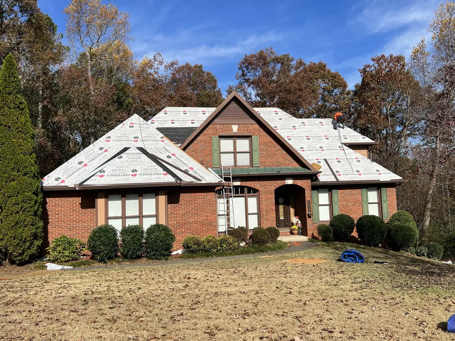 Roof underlayment during installation